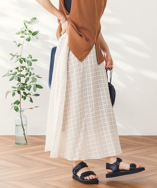 hunch(ハンチ)の「シアーサッカーチェック フレアスカート(スカート・レディース・ブルー/チャコール/アイボリー・FREE)」の1枚目の写真