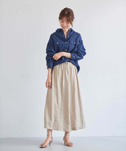 le.coeur blanc(ルクールブラン)の「シャイニータックギャザースカート(スカート・レディース・シルバー/ゴールド・38)」の5枚目の写真