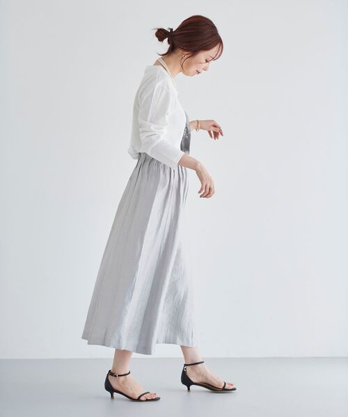 le.coeur blanc(ルクールブラン)の「シャイニータックギャザースカート(スカート・レディース・シルバー/ゴールド・38)」の20枚目の写真