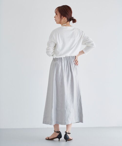 le.coeur blanc(ルクールブラン)の「シャイニータックギャザースカート(スカート・レディース・シルバー/ゴールド・38)」の21枚目の写真