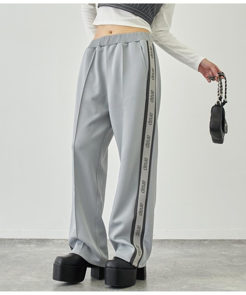 ANAP（アナップ）の「anapロゴテープジャージパンツ（その他パンツ・レディース・ブラック/ブルー/グレー・M/L）」の2枚目の写真