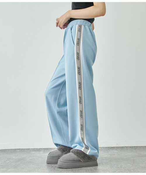 ANAP（アナップ）の「anapロゴテープジャージパンツ（その他パンツ・レディース・ブラック/ブルー/グレー・M/L）」の3枚目の写真
