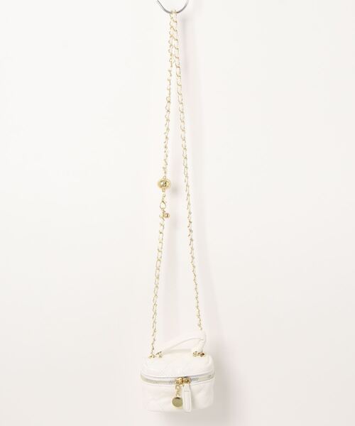 Jasmine Grandiflorum(ジャスミングランディフローラム)の「レザーキルティングミニショルダーバッグ(ショルダーバッグ・レディース・ホワイト/グリーン/ネイビー/ブラック/イエロー/ピンク・FREE)」の20枚目の写真
