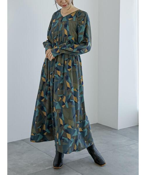 Te chichi（テチチ）の「ジオメトリックラインプリントワンピース（ワンピース・レディース・ネイビー/ベージュ・F）」の6枚目の写真