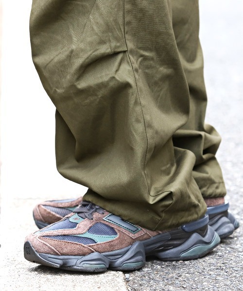 LUXSTYLE(ラグスタイル)の「ワイドカーゴパンツ(カーゴパンツ・メンズ・ブラック/ホワイト/カーキ・XL/M/L)」の14枚目の写真