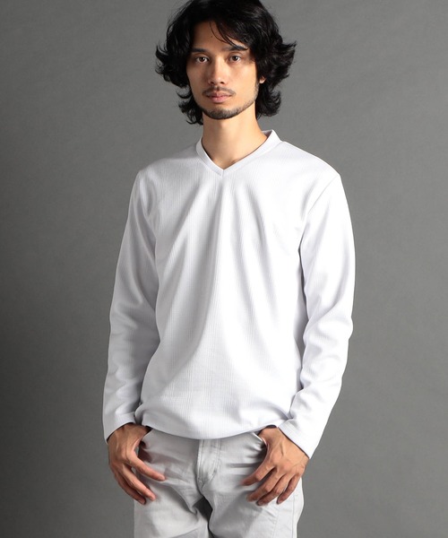 HIDEAWAYS NICOLE（ハイダウェイニコル）の「ブリスターチェックボンディング裏起毛Ｖネックプルオーバー（Tシャツ/カットソー・メンズ・ホワイト×ブラック/オフホワイト/ブラック/ブラック×ホワイト・LARGE/MEDIUM/X-LARGE）」の2枚目の写真