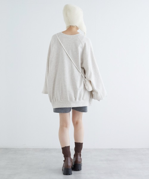 w closet（ダブルクローゼット）の「ネコプリントトレーナー（スウェット・レディース・オフホワイト/グレー/オートミール・FREE）」の16枚目の写真