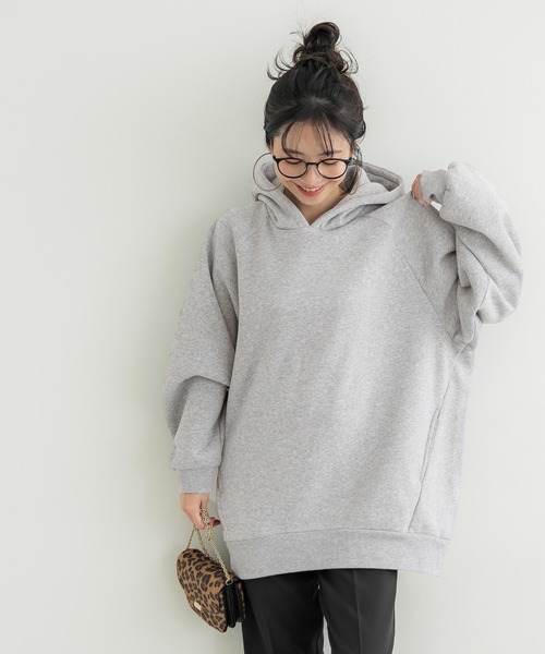 coca（coca）（コカ）の「ふわりーコクーンラグランパーカー（パーカー・レディース・グレー/ブラック/ダークブラウン・M/L）」の2枚目の写真