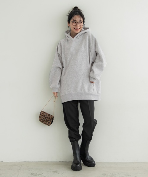 coca（coca）（コカ）の「ふわりーコクーンラグランパーカー（パーカー・レディース・グレー/ブラック/ダークブラウン・M/L）」の8枚目の写真