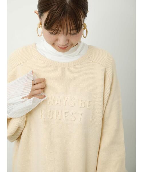 Lugnoncure（ルノンキュール）の「エンボスロゴニットプルオーバー（ニット/セーター・レディース・ブルー/チャコールグレー/オレンジ/オフホワイト・F）」の5枚目の写真