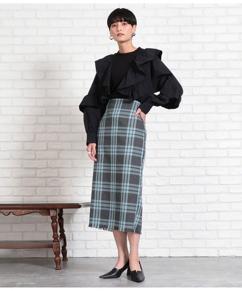 Settimissimo(セッティミッシモ)の「チェック フリンジヘム ナロースカート タイト(スカート・レディース・イエロー/ネイビー・M)」の7枚目の写真