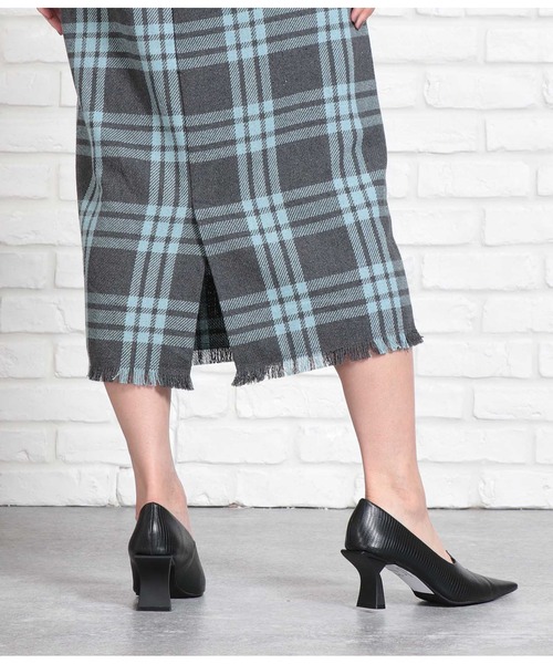 Settimissimo(セッティミッシモ)の「チェック フリンジヘム ナロースカート タイト(スカート・レディース・イエロー/ネイビー・M)」の13枚目の写真
