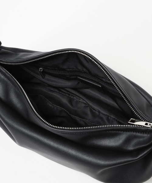 HARE（ハレ）の「オーバルベルトBAG(HARE)（ショルダーバッグ）」 - WEAR