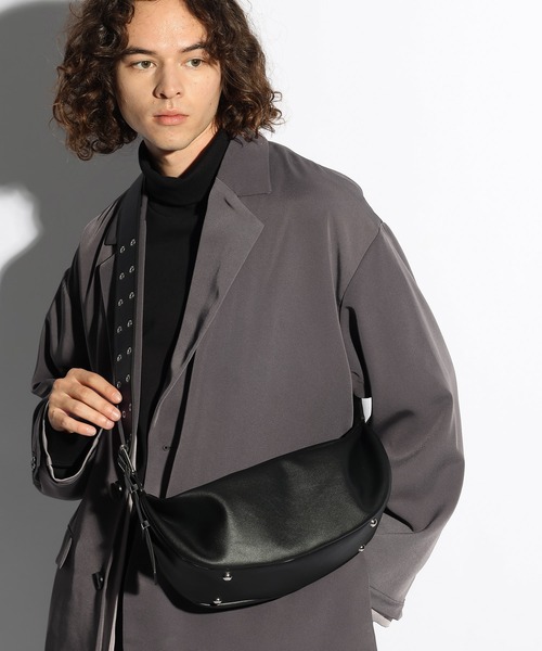 HARE（ハレ）の「オーバルベルトBAG(HARE)（ショルダーバッグ）」 - WEAR