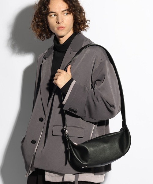 HARE（ハレ）の「オーバルベルトBAG(HARE)（ショルダーバッグ）」 - WEAR