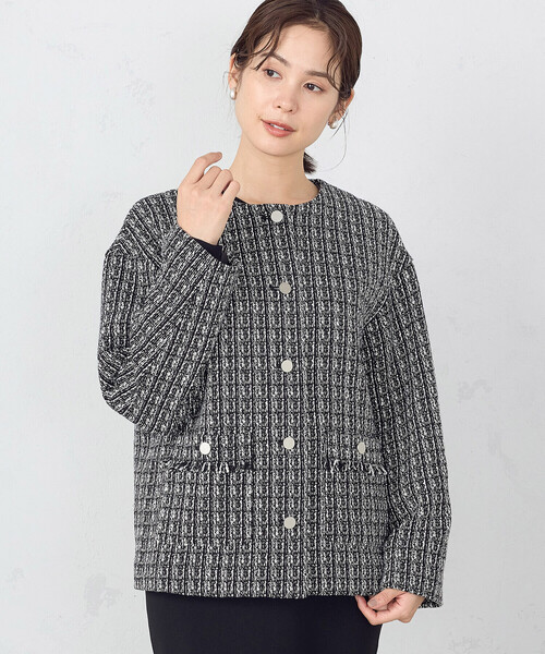 COMME CA ISM(コムサイズム)の「ファンシー ツイード ジャケット(ノーカラージャケット・レディース・ライトグレー系/ブラック系・LARGE/MEDIUM)」の8枚目の写真