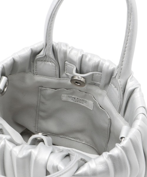 ROPE' PICNIC(ロペピクニック)の「プリーツミドルトート&ショルダーバッグ(ハンドバッグ・レディース・キナリ/ブラック/シルバー・FREE)」の15枚目の写真