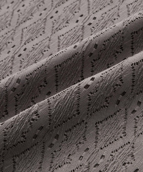 SERACE（セラス）の「【SERACE】Oversize open collar short sleeve lace shirt / オーバーサイズオープンカラー半袖レースシャツ（シャツ/ブラウス・メンズ・ホワイト/グレイッシュベージュ/ブラック・L/M）」の7枚目の写真