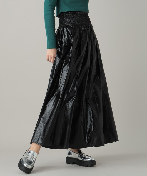 FOREVER 21（フォーエバー トゥエンティーワン）の「【2024SS】メタリックフレアスカート（スカート・レディース・シルバー/ブラック・FREE）」の11枚目の写真