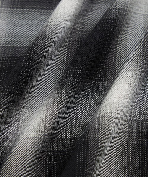 WILD LIFE TAILOR Adam et Rope'(ワイルドテーラーアダムエロペ )の「【WILD LIFE TAILOR】 ドレープチェック ロングスリーブ バンドカラーシャツ(シャツ/ブラウス・メンズ・グリーン系その他2/ブラック系その他/ベージュ系その他/ブラック系その他2・M/L)」の9枚目の写真