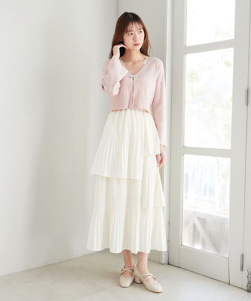 MAJESTIC LEGON（マジェスティックレゴン）の「プリーツティアードスカート（スカート・レディース・アイボリー/ホワイト系その他2/ブラック・MEDIUM/SMALL）」の17枚目の写真