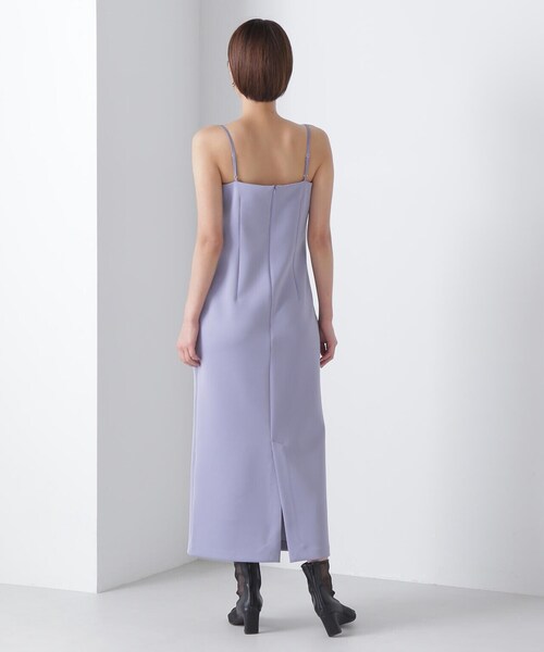 NATURAL BEAUTY BASIC（ナチュラルビューティーベーシック）の「◇【Oggi掲載】ミニマルナローキャミワンピース（ワンピース・レディース・ブラック/ブルー/ベージュ・MEDIUM）」の20枚目の写真