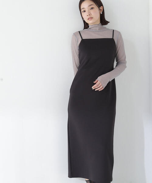 NATURAL BEAUTY BASIC（ナチュラルビューティーベーシック）の「◇【Oggi掲載】ミニマルナローキャミワンピース（ワンピース・レディース・ブラック/ブルー/ベージュ・MEDIUM）」の2枚目の写真