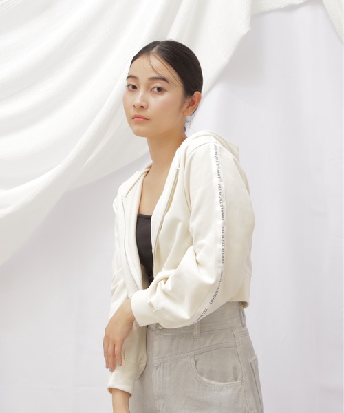 JILL by JILL STUART（ジルバイジルスチュアート）の「◇JB裏毛ロゴテープパーカー（パーカー・レディース・ダークグレー/ネイビー/ホワイト系その他・FREE）」の5枚目の写真