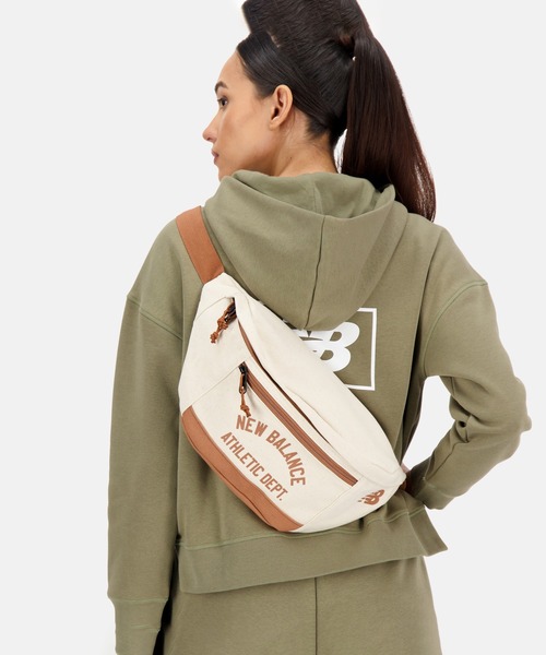 NEW BALANCE（ニューバランス）の「キャンバス ウエストバッグ（ボディバッグ/ウエストポーチ・メンズ・ライトブラウン/ネイビー/グリーン・ONE SIZE）」の5枚目の写真