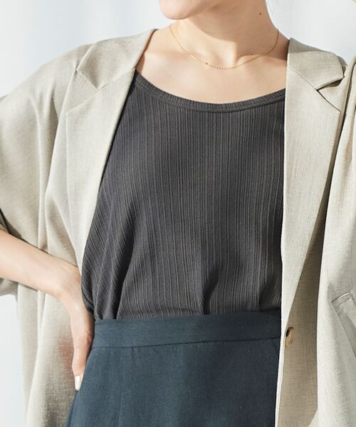 le.coeur blanc（ルクールブラン）の「ランダムテレコUネックタンク（タンクトップ・レディース・ブラック/オフホワイト/チャコールグレー/ライトグレー・38）」の3枚目の写真