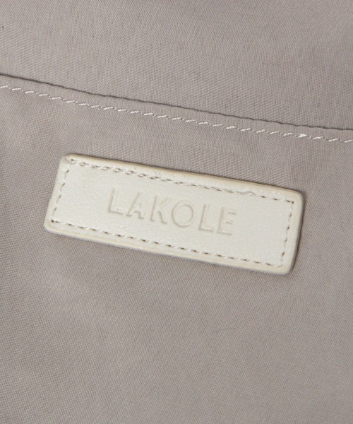LAKOLE(ラコレ)の「フェイクレザーギャザートートバッグ / 105058(トートバッグ・レディース・オフホワイト/グレー/ブラック・FREE)」の15枚目の写真