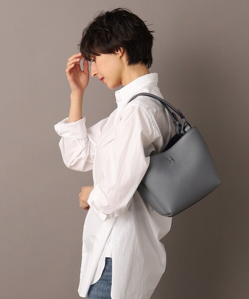 HIROFU(ヒロフ)の「【ポルタ】レザートートバッグ S 本革(商品番号:P25-35422)(トートバッグ・レディース・グレー系その他2/ライトグリーン系2/ネイビー系5/アイボリー系1/ピンク系その他・01)」の4枚目の写真
