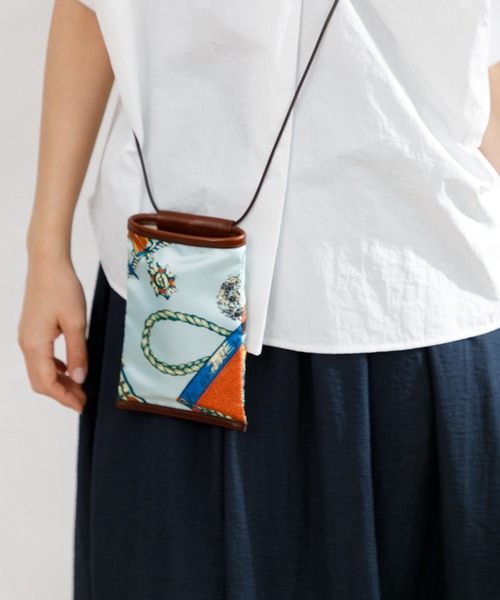 manipuri(マニプリ)の「manipuri スマホショルダー KEPI(ショルダーバッグ・レディース・グリーン/コーラル・FREE)」の10枚目の写真