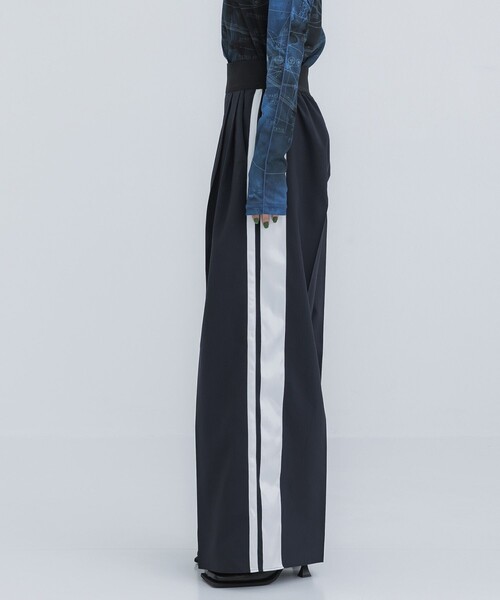 STUDIOUS(ステュディオス)の「【STUDIOUS/ステュディオス】ワイドレッグトラックパンツ(その他パンツ・レディース・ネイビー/ダークグレー/ブルー・1/2)」の18枚目の写真