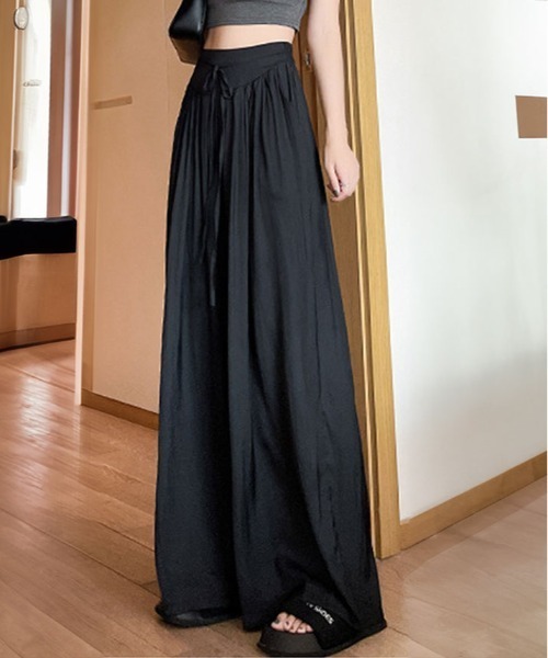 kirakiraShop（キラキラショップ）の「ウエスト リボン サテン ワイドパンツ（その他パンツ・レディース・チャコール/アイボリー/ブラック/ライトイエロー・M/S/XL/L）」の2枚目の写真