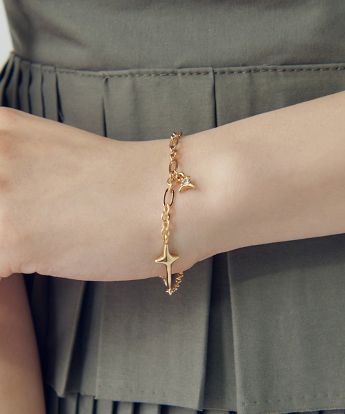 GOLDY（ゴールディ）の「トゥインクル モチーフ ブレスレット（ブレスレット・レディース・シルバー/ガンメタ/ゴールド・FREE）」の2枚目の写真