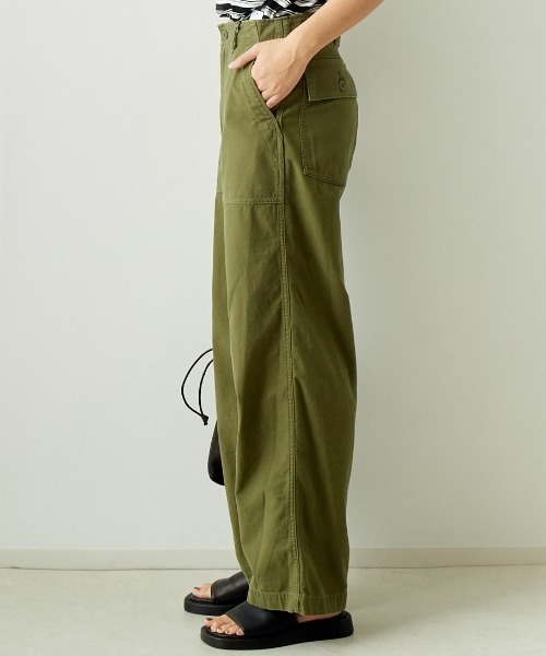 THE SHINZONE（ザ　シンゾーン）の「[THE SHINZONE/ザ シンゾーン] ワンウォッシュ ワイドベイカーパンツ（その他パンツ・レディース・カーキ・34/32）」の8枚目の写真
