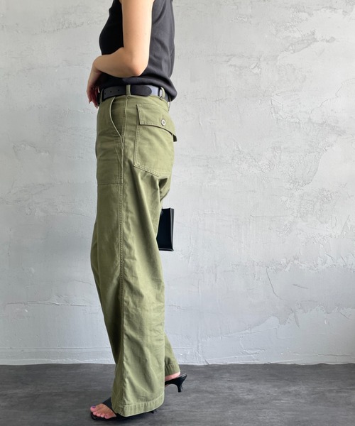 THE SHINZONE（ザ　シンゾーン）の「[THE SHINZONE/ザ シンゾーン] ワンウォッシュ ワイドベイカーパンツ（その他パンツ・レディース・カーキ・34/32）」の22枚目の写真