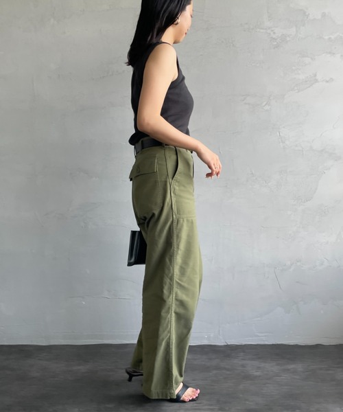 THE SHINZONE（ザ　シンゾーン）の「[THE SHINZONE/ザ シンゾーン] ワンウォッシュ ワイドベイカーパンツ（その他パンツ・レディース・カーキ・34/32）」の13枚目の写真