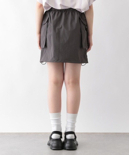 RAGEBLUE（レイジブルー）の「ナイロンカーゴミニスカート（スカート・レディース・グレー/オリーブ・FREE）」の11枚目の写真