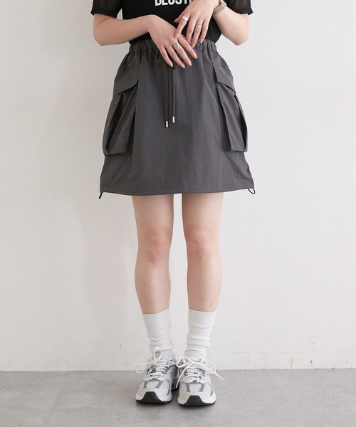 RAGEBLUE（レイジブルー）の「ナイロンカーゴミニスカート（スカート・レディース・グレー/オリーブ・FREE）」の20枚目の写真
