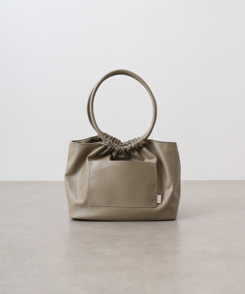 ROOTOTE(ルートート)の「ルートート PU手提げトート(トートバッグ・レディース・サンドベージュ/イエロー系/ワイン系/ブラック・F)」の6枚目の写真