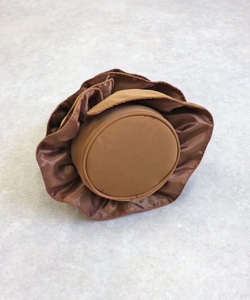 COLDE (コルデ)の「ナイロンフリル2way巾着ショルダーバッグ(ショルダーバッグ・レディース・サックスブルー/アイボリー/モカ/ブラック・FREE)」の10枚目の写真