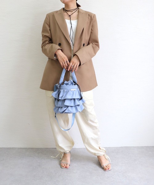 COLDE (コルデ)の「ナイロンフリル2way巾着ショルダーバッグ(ショルダーバッグ・レディース・サックスブルー/アイボリー/モカ/ブラック・FREE)」の18枚目の写真