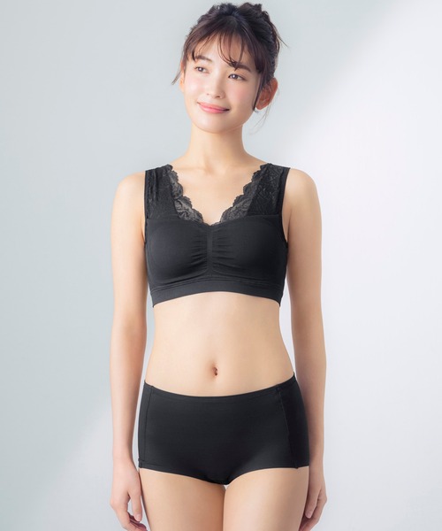 WING（ウイング）の「「ナイトアップブラ ルーム」　ブラジャー（ナイトブラ・レディース・ブルー/ブラック/サンドベージュ/ピンク/パープル/ナチュラル・M/LL/3L/L）」の7枚目の写真