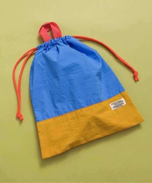 BREEZE（ブリーズ）の「巾着(Lサイズ)（ポーチ・キッズ・ラベンダー/レッド/ブラック/ブルー・LARGE）」の4枚目の写真