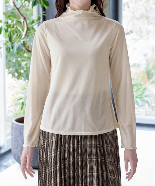 Tiaclasse（ティアクラッセ）の「【選べる4type】ハイネックカットソートップス（Tシャツ/カットソー・レディース・オフホワイト/ベージュ/ブラック/ホワイト・XL/XXL）」の18枚目の写真