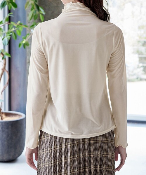 Tiaclasse（ティアクラッセ）の「【選べる4type】ハイネックカットソートップス（Tシャツ/カットソー・レディース・オフホワイト/ベージュ/ブラック/ホワイト・XL/XXL）」の20枚目の写真