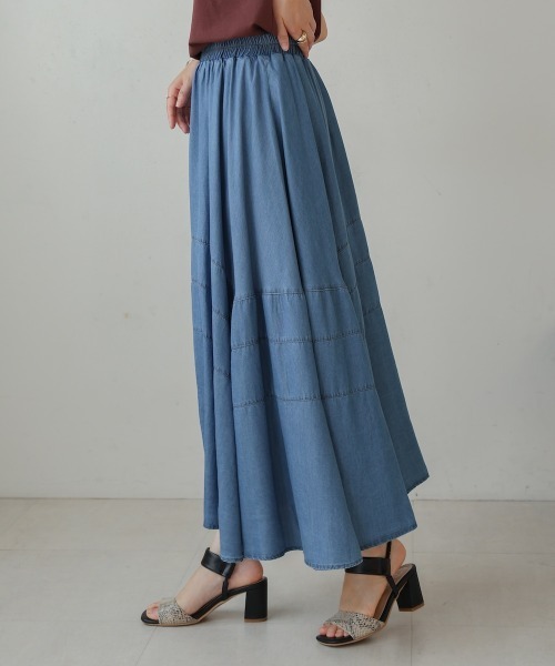 Bou Jeloud（ブージュルード）の「切替デニムフレアスカート（スカート・レディース・ライトブルー/ブルー・38）」の18枚目の写真