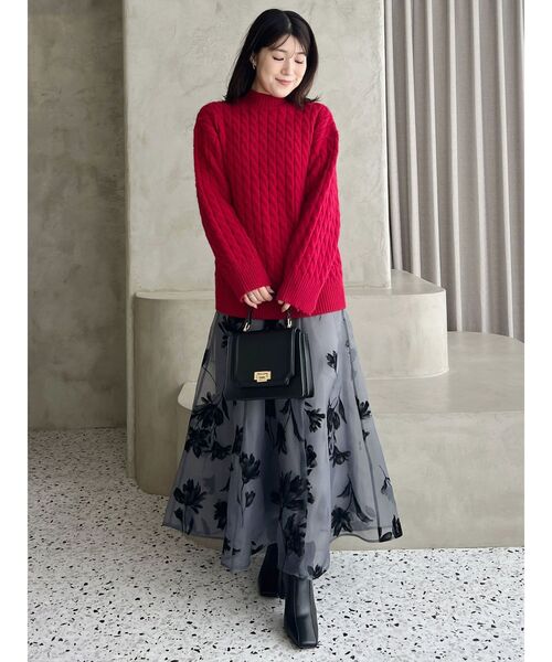 MERCURYDUO（マーキュリーデュオ）の「ミドル丈ボトルネックケーブルニット（ニット/セーター・レディース・レッド/グレー/アイボリー・FREE）」の8枚目の写真